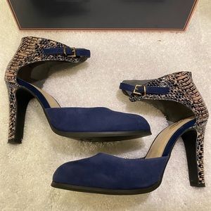 NWT Seychelles HOPEFUL Navy Suede Pumps  7.5